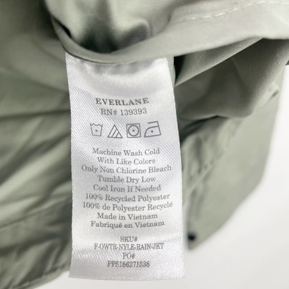 Everlane Womens The ReNew Windbreaker Light Green XS - Picture 10 of 12